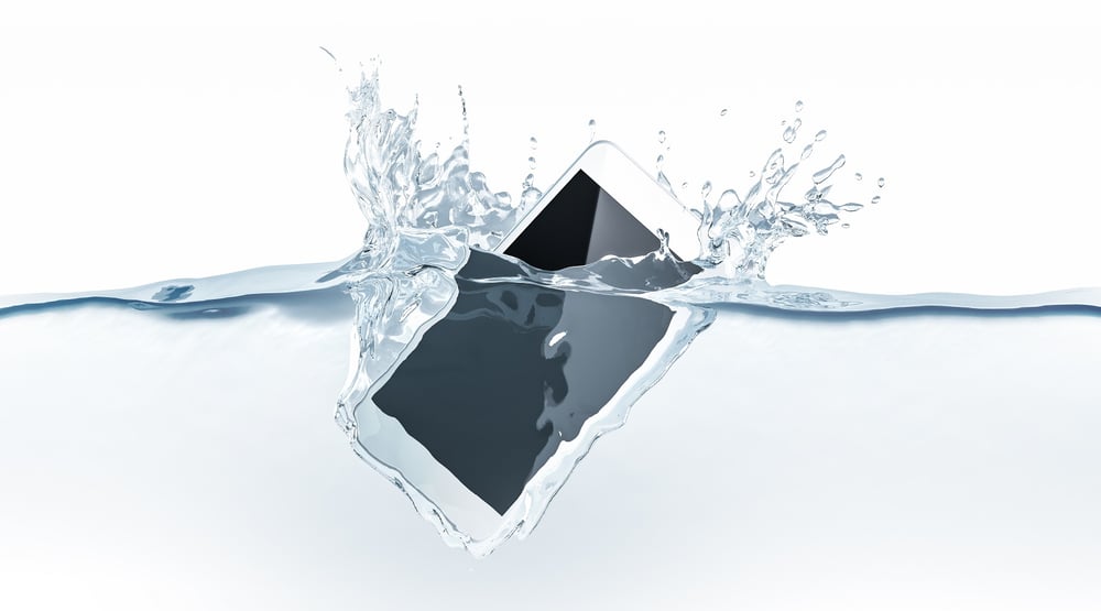 phone falling into water 